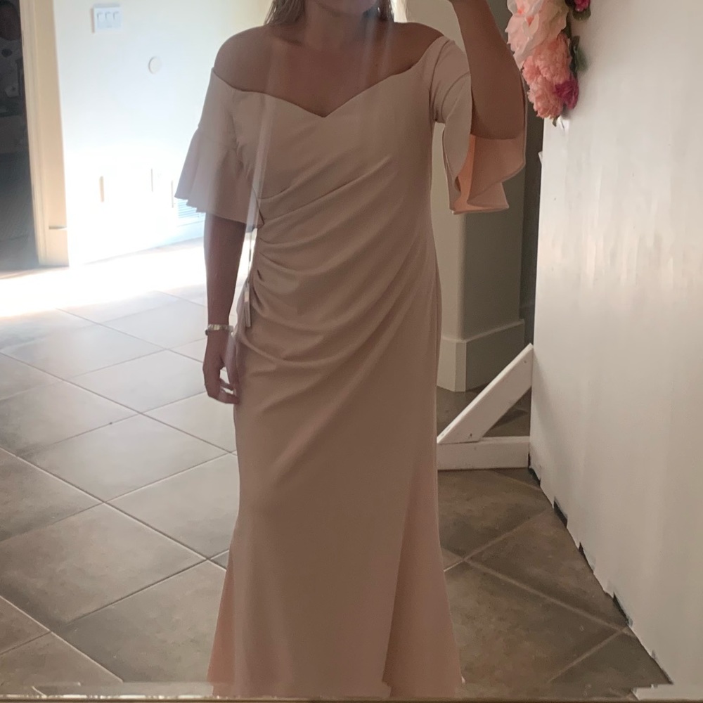 !!NWT!! Calvin Klein off the shoulder dress